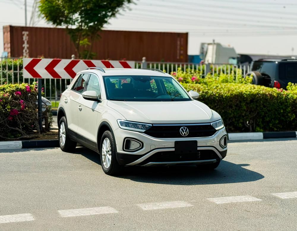 Volkswagen T-Roc Life 1.4L GCC Specs with Warranty & History