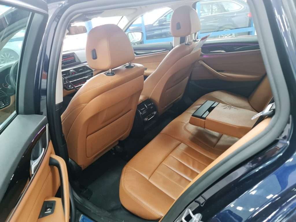 BMW 520i 2.0L MODEL 2020 GCC VERY GOOD CONDITION