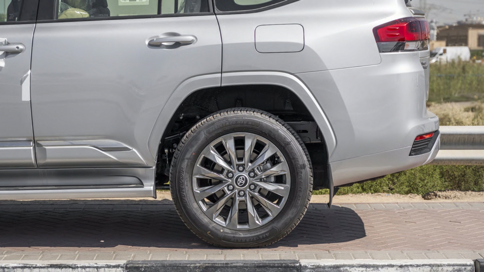 
								Toyota LC300 3.5L GXR GCC 2026 For Export full									
