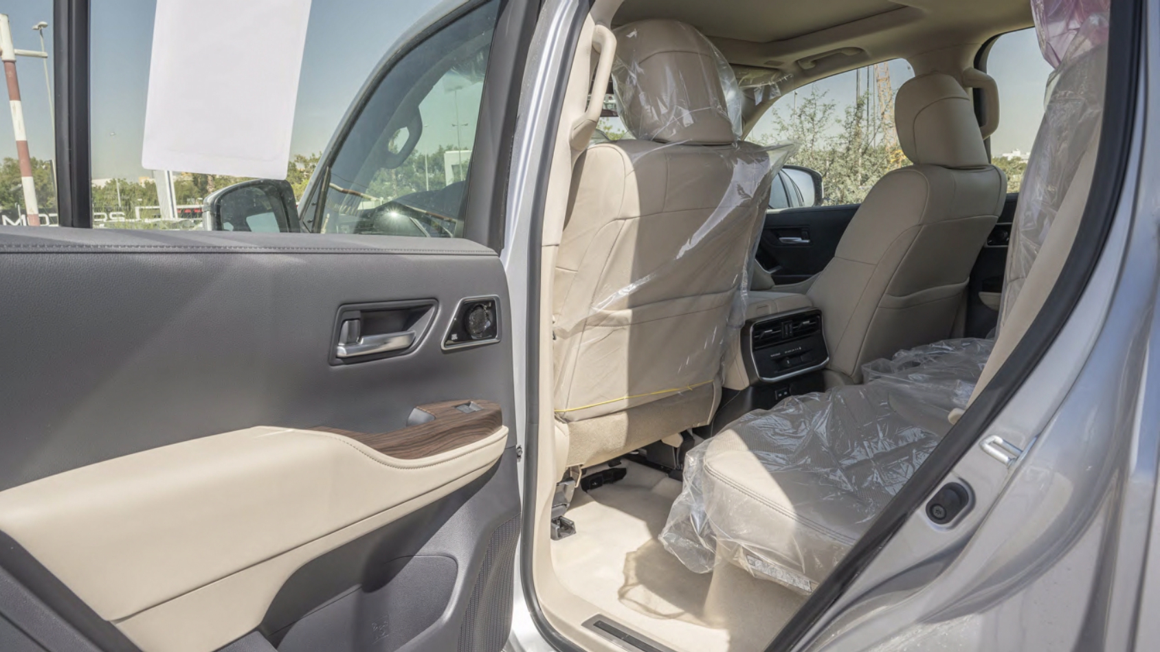 
								Toyota LC300 3.5L GXR GCC 2026 For Export full									