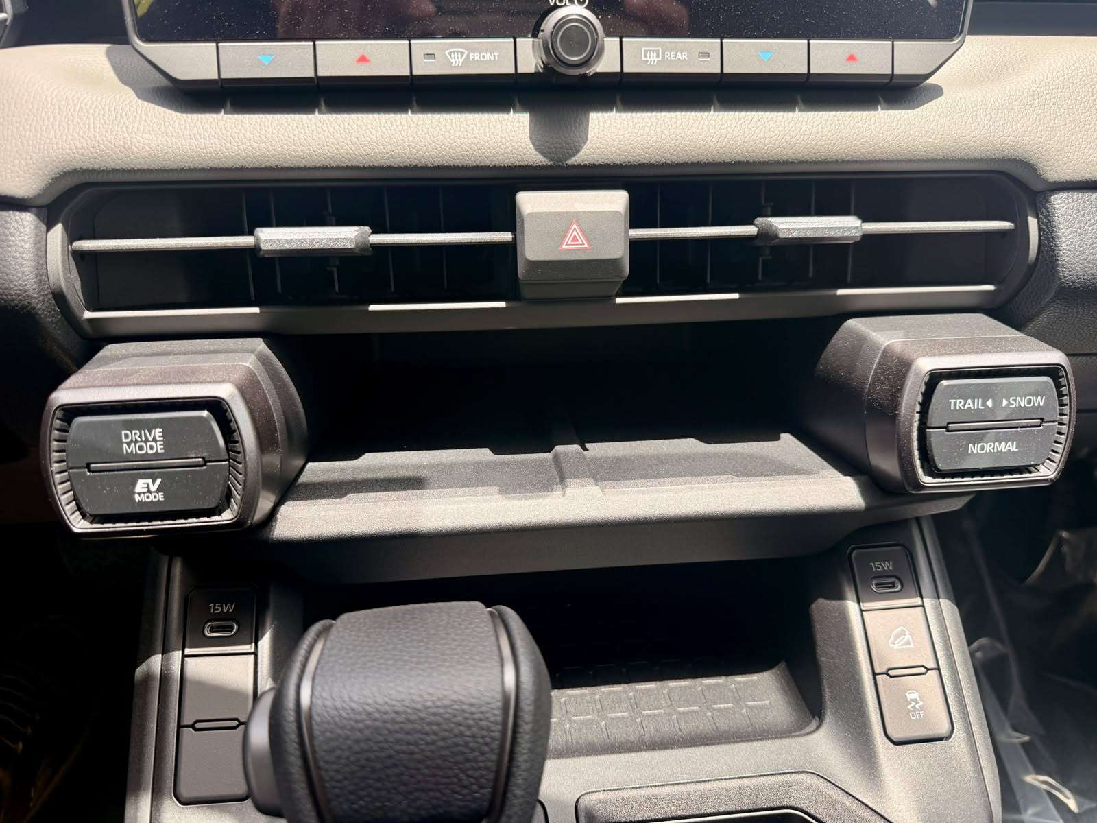 
								Toyota Rav 42.5L Hybrid 2026, GCC Specs full									