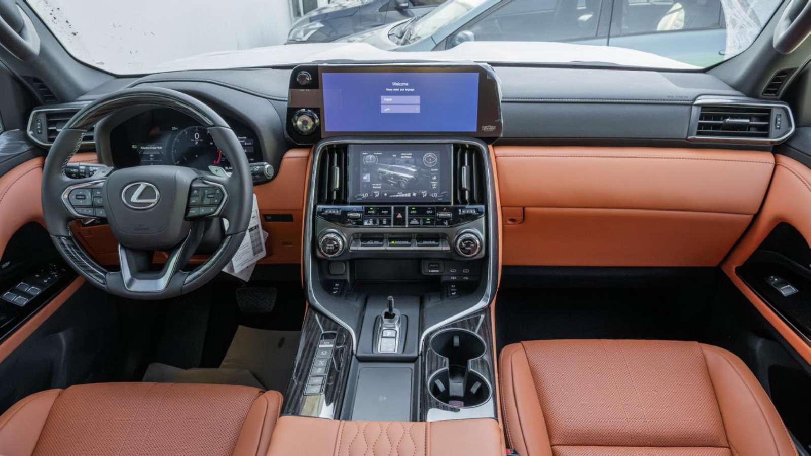 
								Lexus LX 700 3.5L HEV VIP 2026 GCC Specs For Export full									