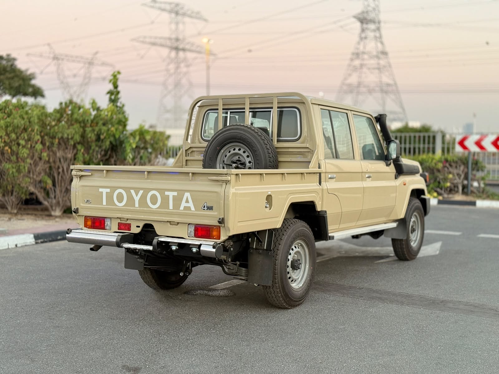 
								LC 79 4.0L GCC 2026 New for Export full									