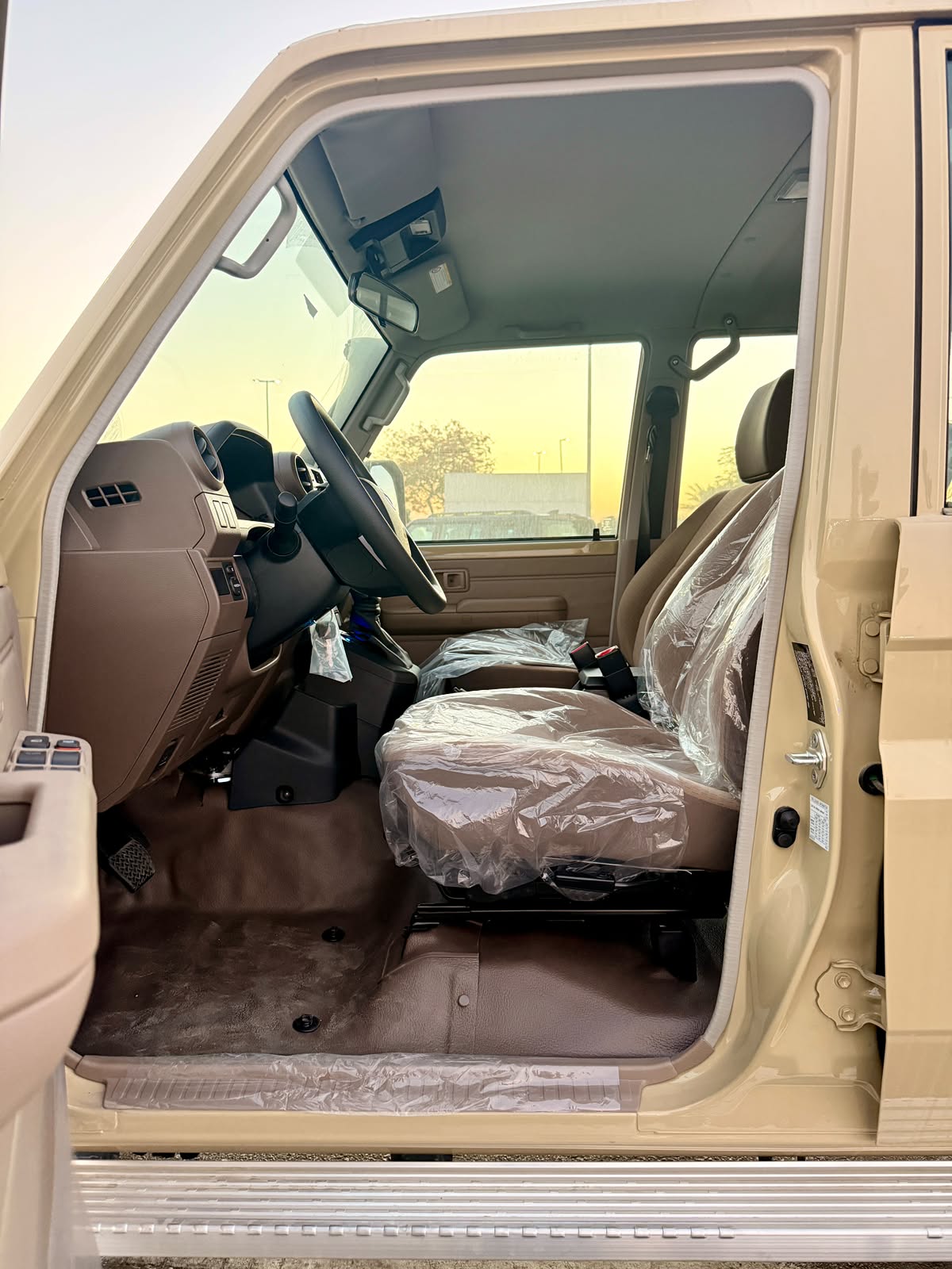 
								LC 79 4.0L GCC 2026 New for Export full									