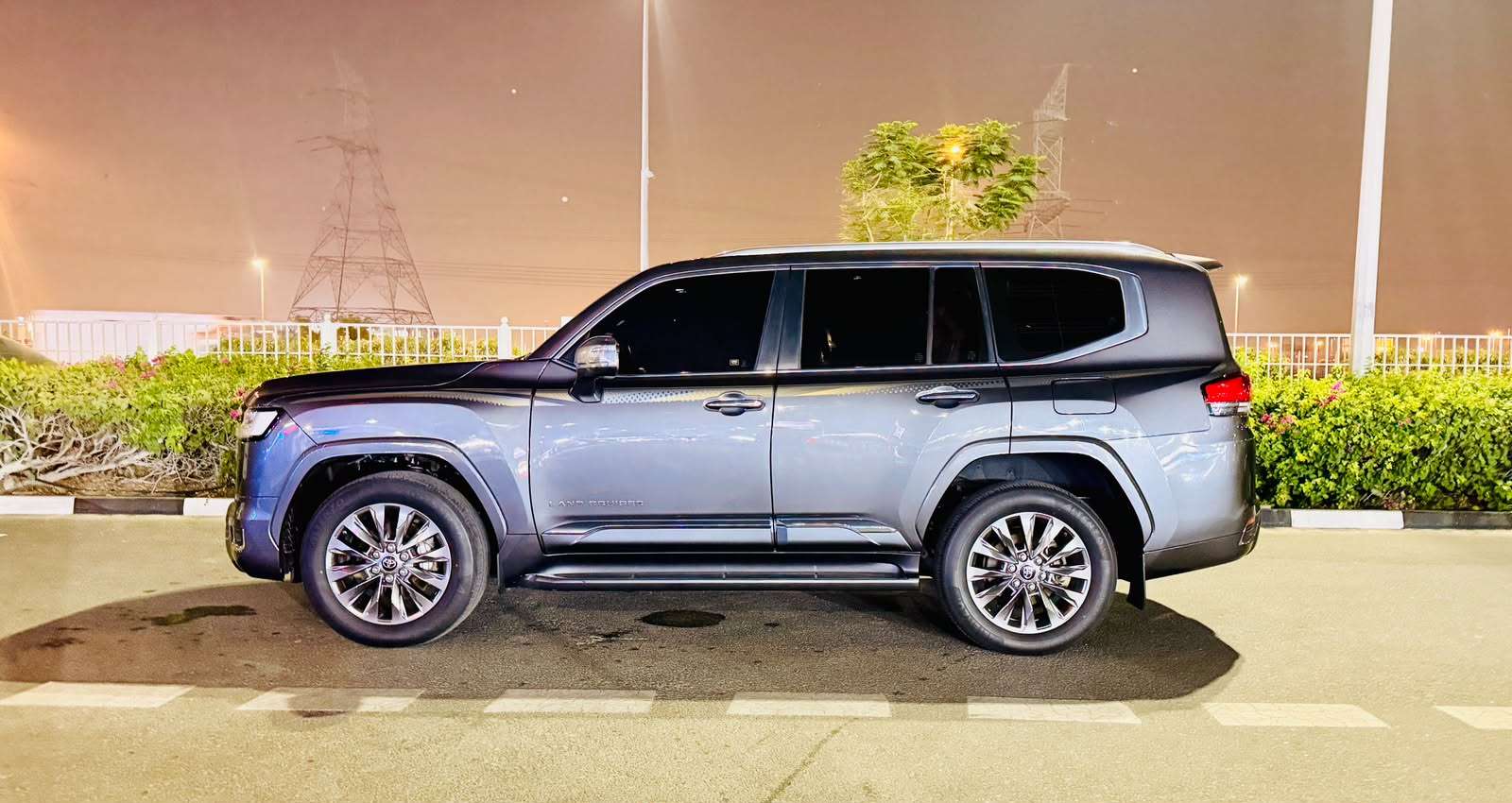 Toyota Land Cruiser 3.5L VXR 2022 GCC Specs Very Good Condition